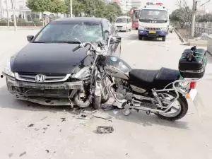 广东爆料摩托车撞车视频  第3张